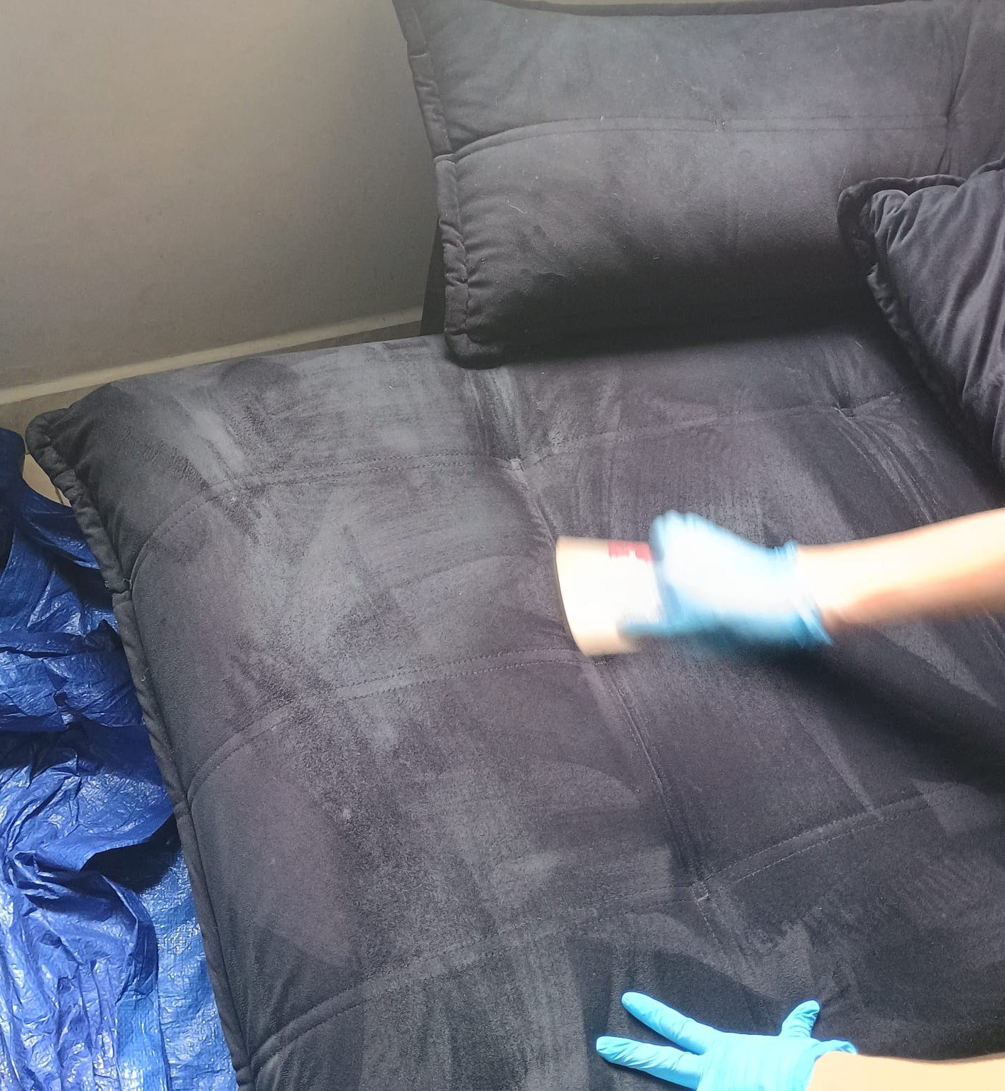 Detalhe do resultado da limpeza de estofados